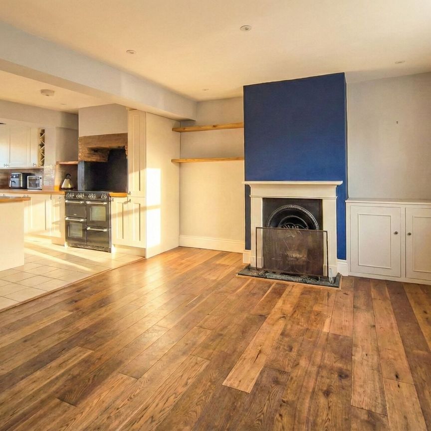 2 Bedroom End Terraced House To Rent - Photo 1