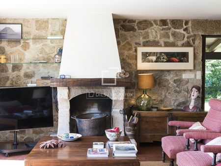 Outstanding country house with privacy, lovely views for long term let located in the Nigran, Pontevedra - Photo 2