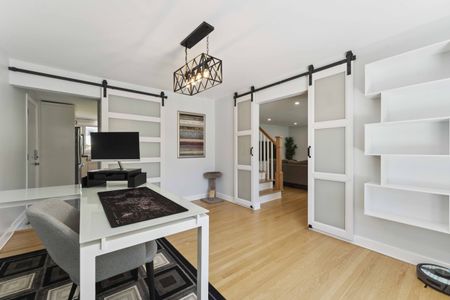 22 Welkin Crescent. Charming 4-Bedroom Home for Rent - Photo 3