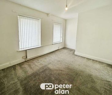 Alice Street, Neath, SA11 - Photo 1