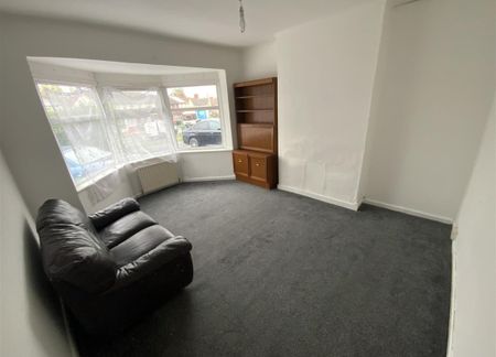 Greenfield Road, Smethwick - Photo 2
