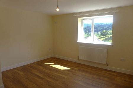 2 bedroom semi-detached bungalow to rent - Photo 3
