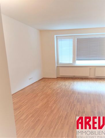 SCHÖNE HELLE 2- ZIMMERWOHNUNG MIT BALKON NÄHE BAHNHOF - Foto 3