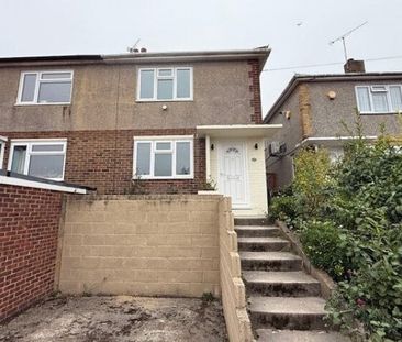 Crestway, Chatham. ME5 - Photo 4