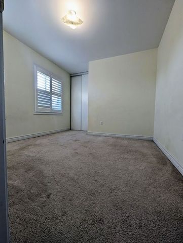 For Lease - 8 Wimbledon Court, Whitby, Ontario - Photo 4