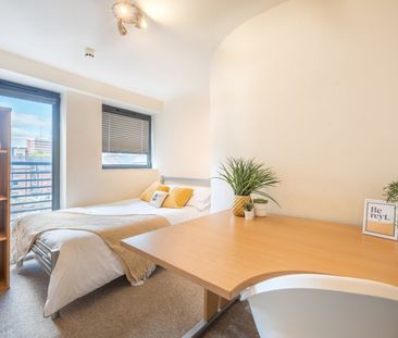 5 Bed Flat, Regent Terrace, S3 - Photo 2