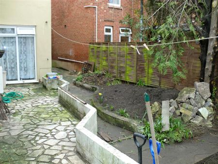 5 bedroom house share to rent - Photo 5