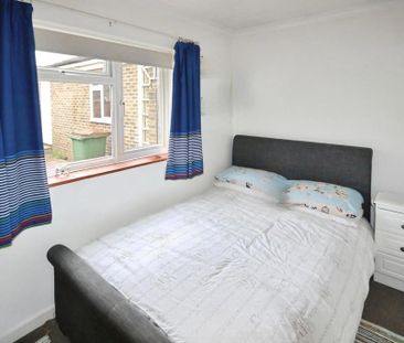 2 bedroom detached bungalow to rent - Photo 4