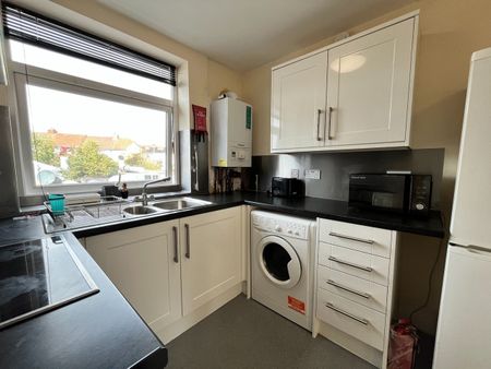 Room in a Shared Flat, Filton Avenue, BS7 - Photo 3