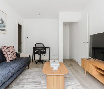 Warren Mews - Photo 1