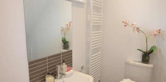 Churchill Road - Photo 2