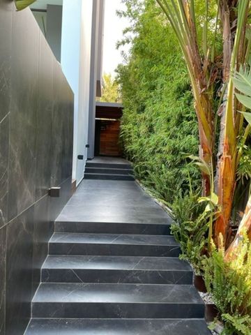 Ενοικίαση κατοικίας, 115 τ.μ., Γλυφάδα, 5.700 € - Photo 2