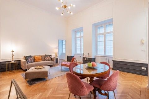 Zrínyi utca - Fotó 1