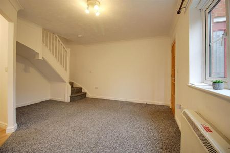 1 bedroom terraced house to rent - Photo 5