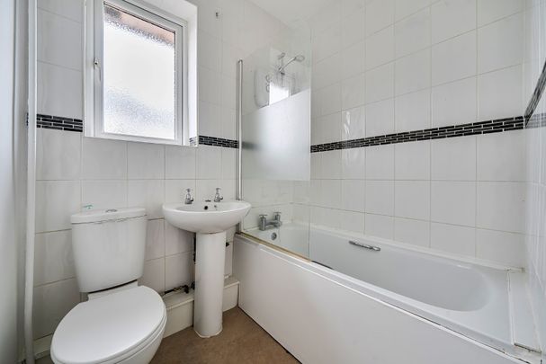 2 bedroom maisonette to rent - Photo 1