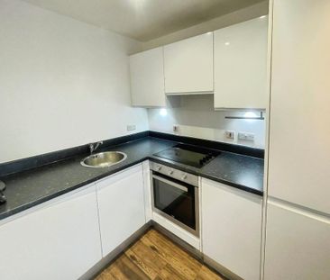 1 bedroom flat to rent - Photo 2