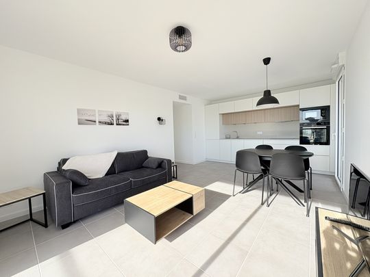 Location Appartement 3 pièces 63m² NICE 06200 - Photo 1