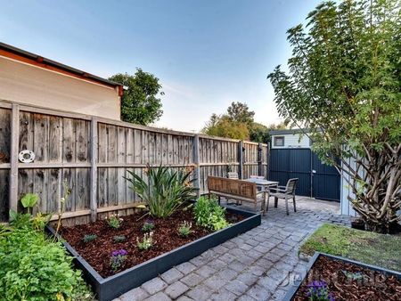 88 Stewart Street, Brunswick East - Photo 2