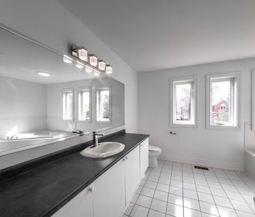 For Lease - 59 Springer Drive, Richmond Hill, Ontario - Photo 4