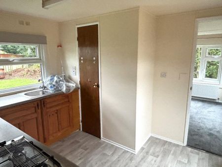 1 bedroom park home to rent - Photo 4