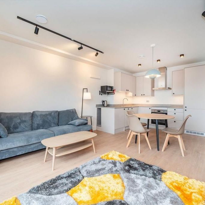 2 bedroom flat to rent - Photo 1