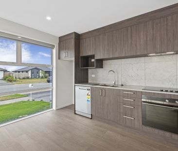 Brand new, premium 2-Bedroom Home in Belfast - Photo 4