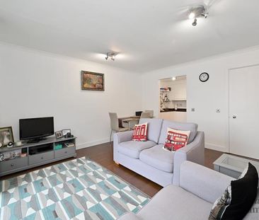 Duke Shore Wharf, 106 Narrow Street, E14 8BU, London - Photo 2