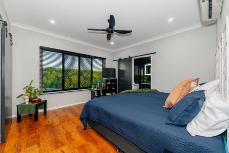 Bushland Beach Beauty! - Photo 4