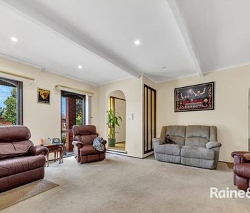 7 Farrer Close, Cranbourne, VIC 3977 - Photo 6