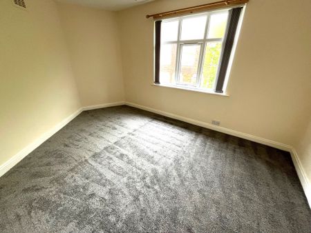 Clifton Street, Preston - Photo 2