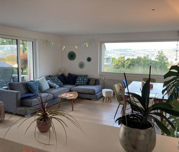 APPARTEMENT 51/2 PIÈCES À MÄNNEDORF (ZH), MEUBLÉ, TEMPORAIRE - Photo 1