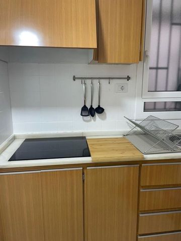 4 room luxury Apartment for rent in Valencia - Photo 2