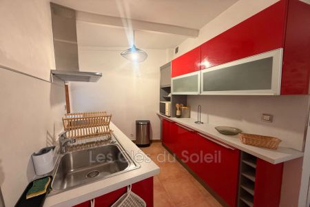 Location appartement 2 pièces 43 m² Hyères - Photo 3