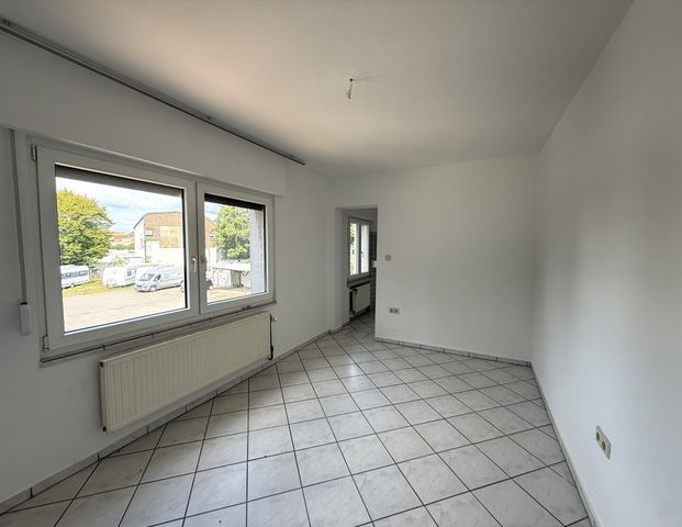 Crange: Erstbezug nach Sanierung| 4,5-Zimmer-Wohnung mit ca. 109 m² - Photo 1