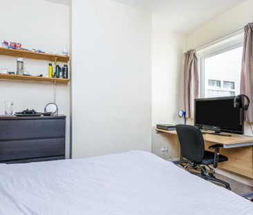 4 bedroom house to rent Baileys Road, PO5 - Photo 4