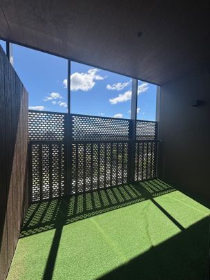 1108 / 93 Flemington Rd, North Melbourne - Photo 1