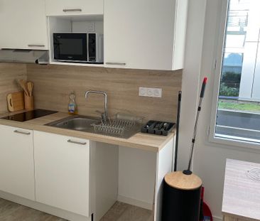 Location Appartement 1 pièce 17m² - Photo 3