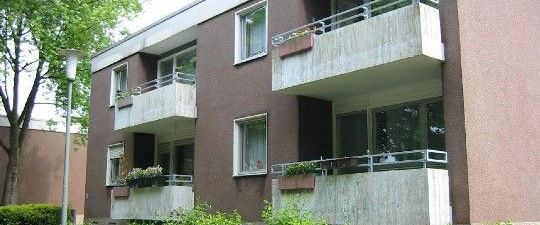 2-Zimmer mit Balkon , WBS erforderlich und ü55 Jahre! - Photo 1