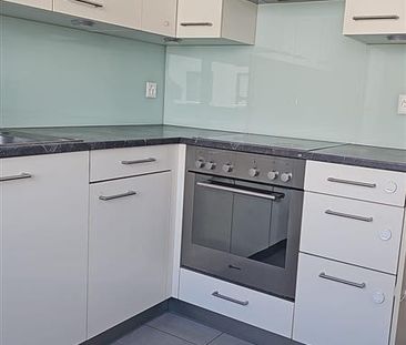 ATTRAKTIVE 5-ZIMMERWOHNUNG AN RUHIGER LAGE IN REINACH - Photo 2