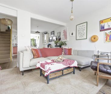 3 bedroom terraced house to rent - Photo 5