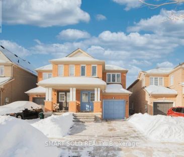 28 TARA CRESCENT - Photo 5