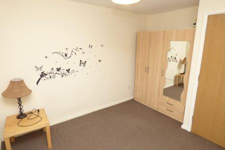 Marie Curie Drive, Elswick, Newcastle upon Tyne, Tyne and Wear, NE4 6SS - Photo 4