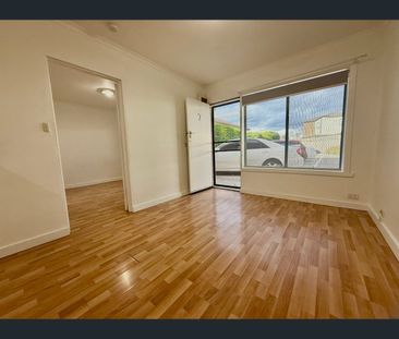 7/2 Stenhouse Avenue, Brooklyn, Vic 3012 - Photo 4