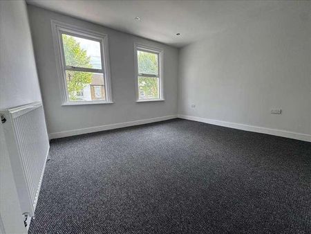 Neville Road, London, London, E7 - Photo 4