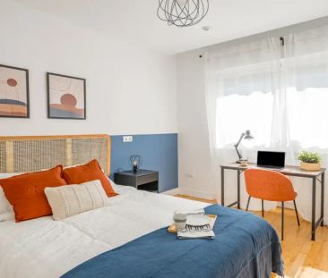 Room in a shared 8-bedroom apartment for rent in Castillejos. - Foto 6