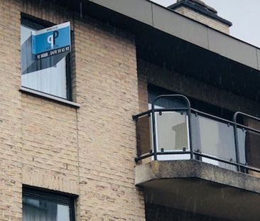 Appartement te huur in Erembodegem voor € 810 met 2 slaapkamers - Foto 4