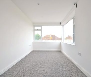 3 bedroom apartment to rent - Photo 4