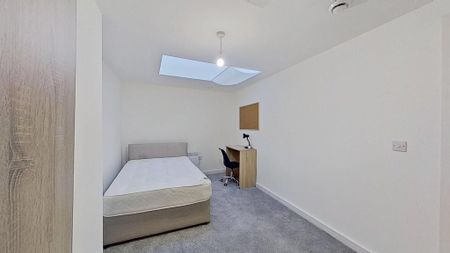 2 bedroom flat to rent - Photo 2