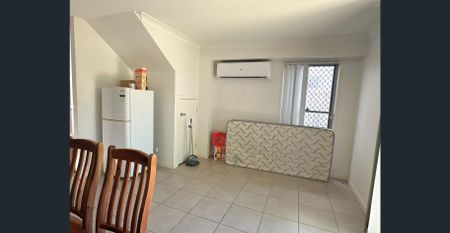 Exceptional location in Burpengary & Resort Style Peaceful Living with low maintenance! - Photo 3