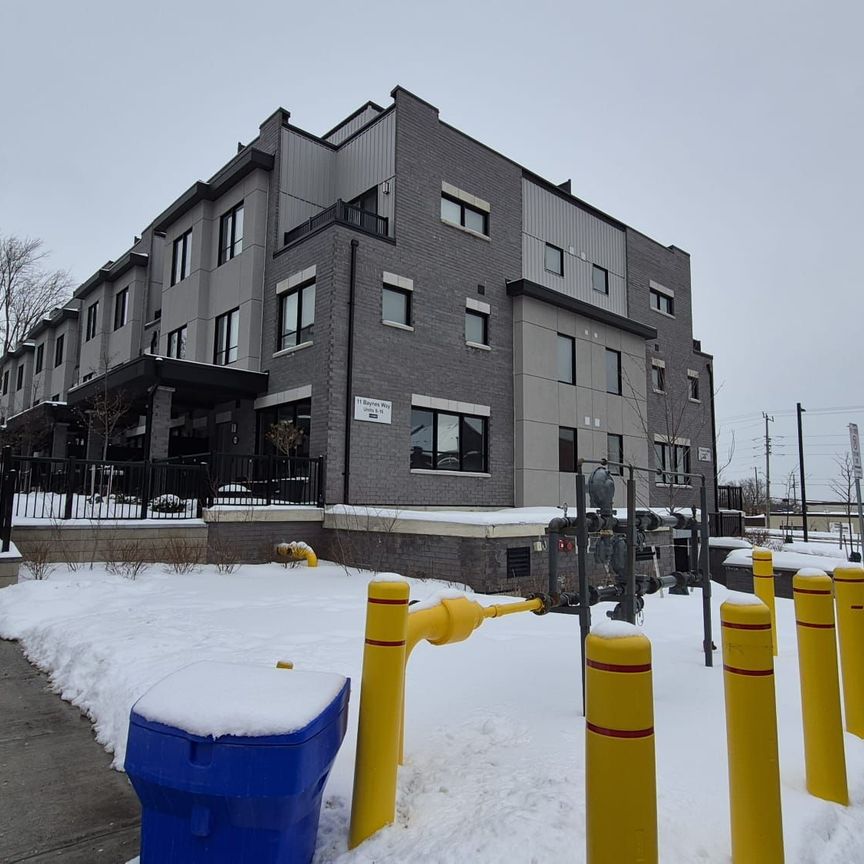 For Lease - 11 Baynes Way Unit# 13, Bradford West Gwillimbury, Ontario - Photo 1